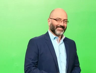 Κατεβαίνει υποψήφιος με το ΚΙΝΑΛ στις Ευρωεκλογές ο Σάκης Αρναούτογλου